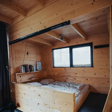 Tiny Dream House Отель